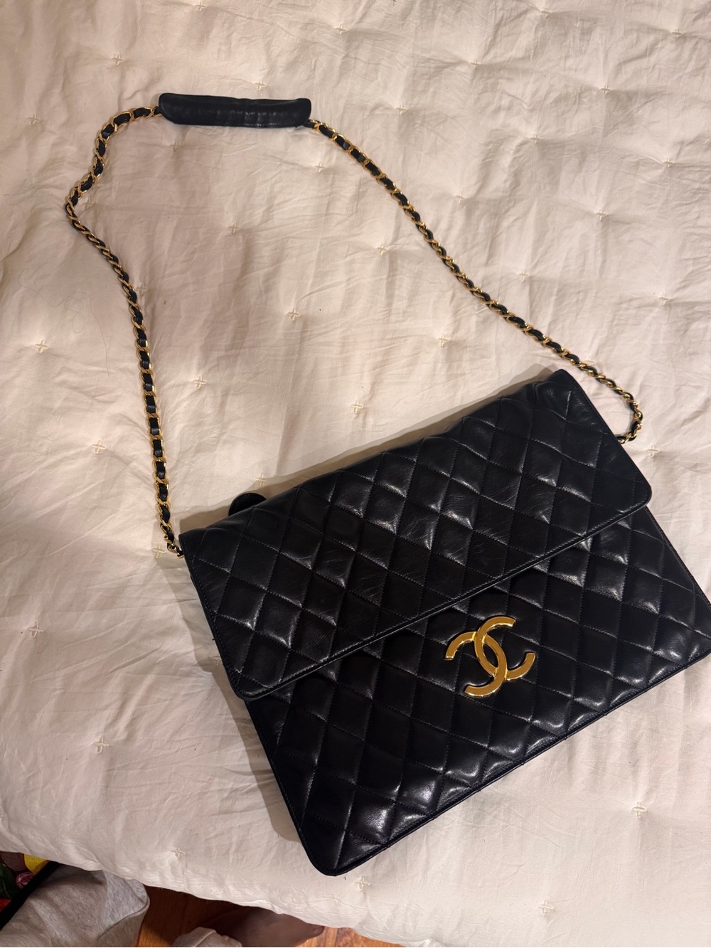 Chanel Black Lambskin Leather Quilted Jumbo Vintage Bag